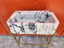 Oluklu Beyaz Mermer Duvara Monte Lavabo